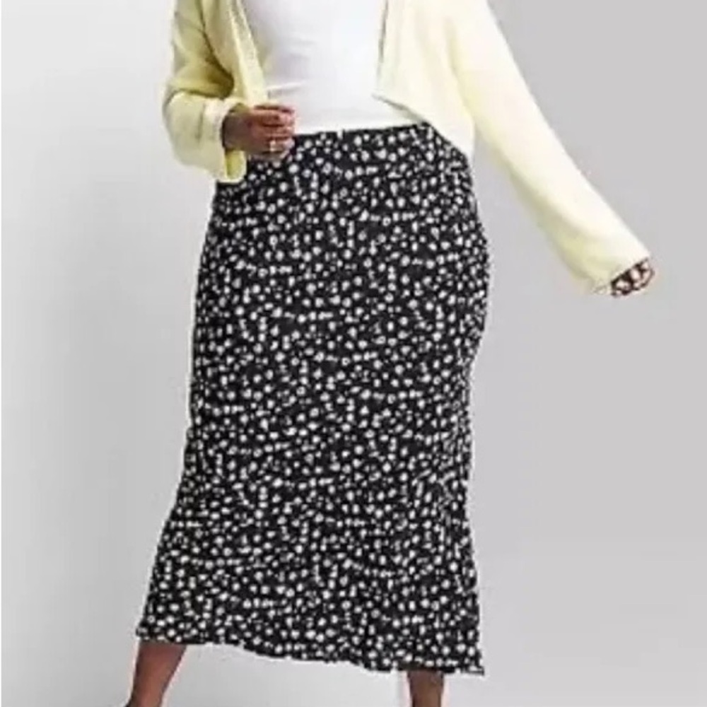 Wild Fable Black and White Ruched Pencil Maxi Skirt